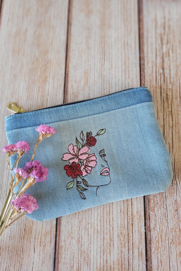 Pochette M