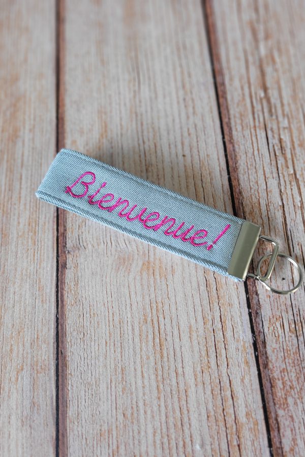 Porte-clé Bienvenue gris