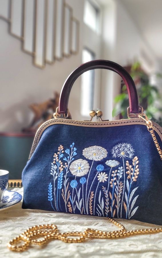 Grand sac Anne-Marie bleu brodé
