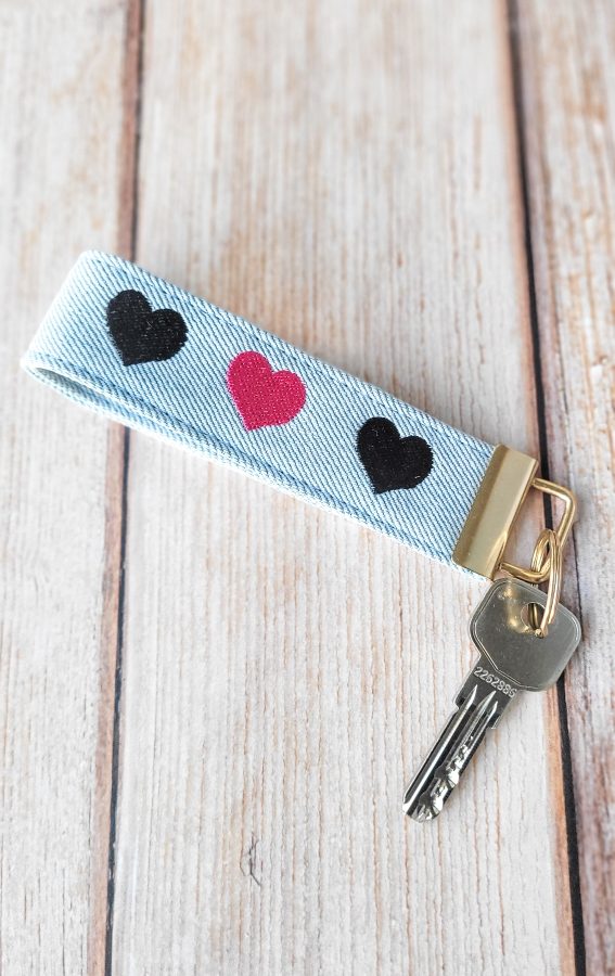 Porte-clé Essentiel Cœur bleu clair