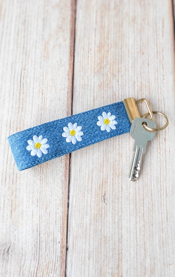 Porte-clé Essentiel Pâquerette bleu clair