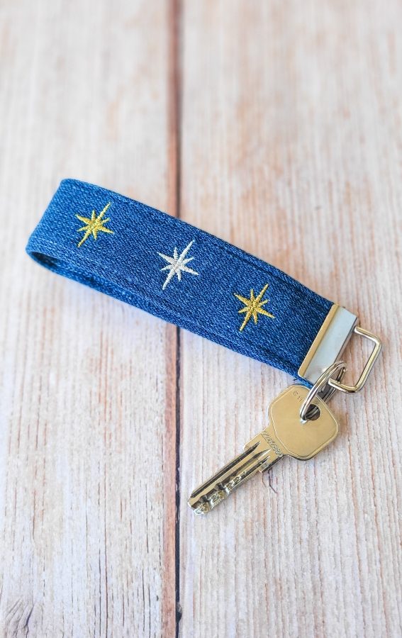 Porte-clé Essentiel Etoile bleu foncé